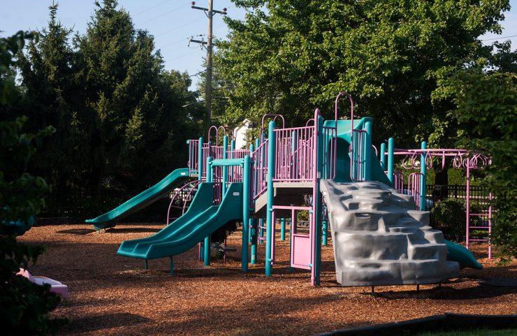 playground nearby 