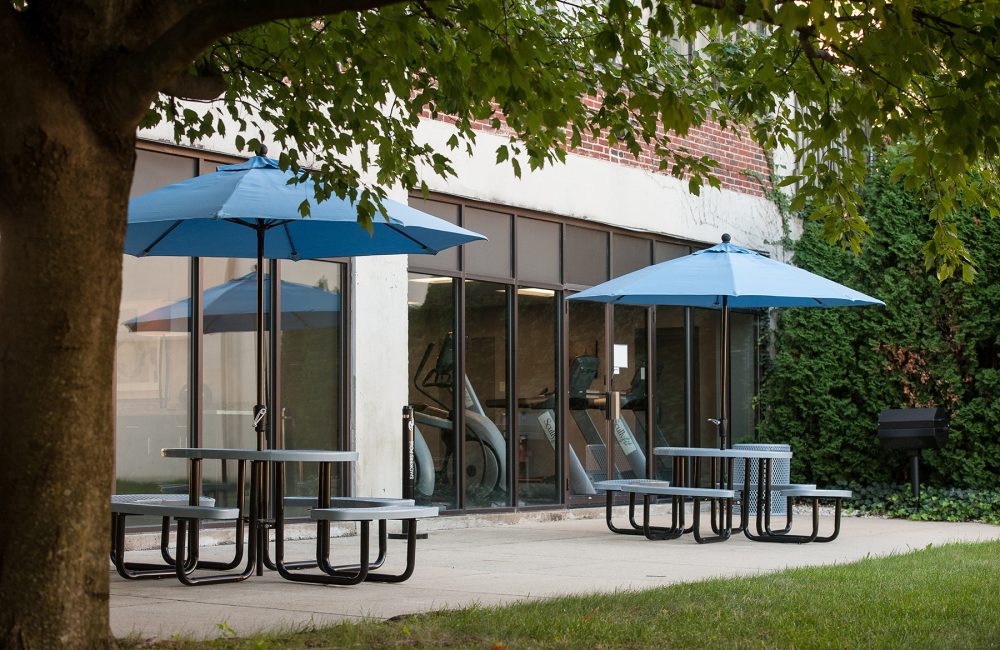 umbrella tables for hanging out