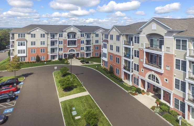 exterior shot of premiere apartments 