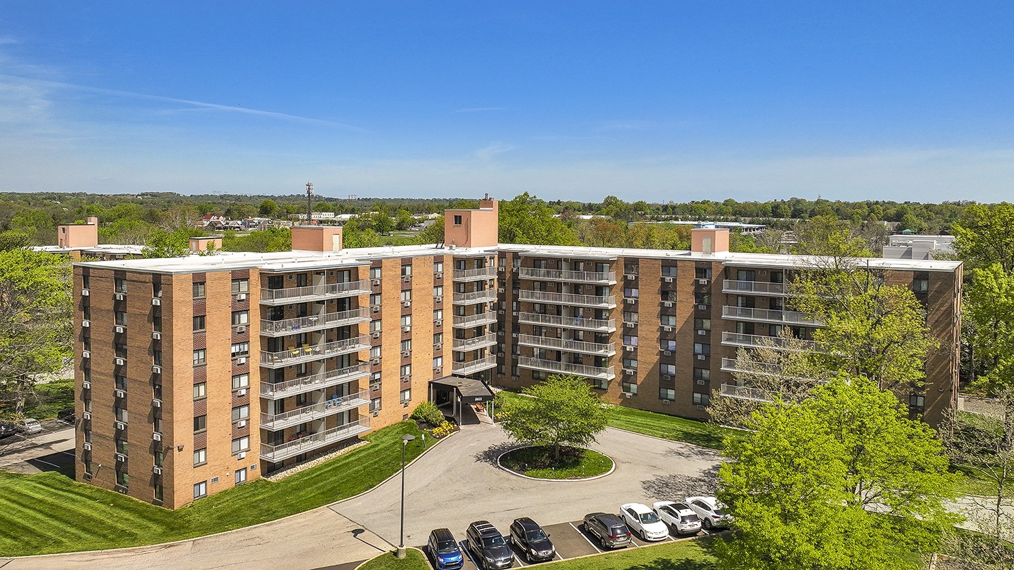 apartments in east norriton pa - Aerial View of Dekalb