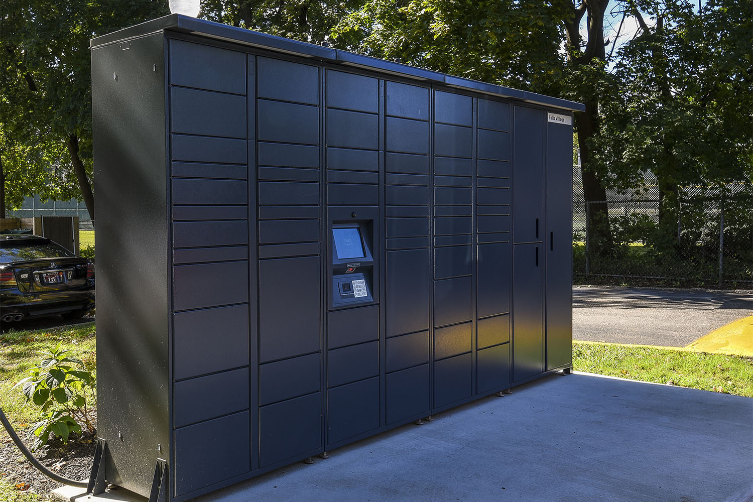 package delivery lockers