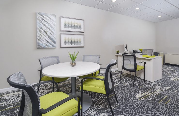 Leasing office with round table 