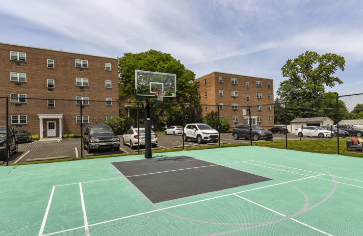 sports court to play tennis, basketball or soccer