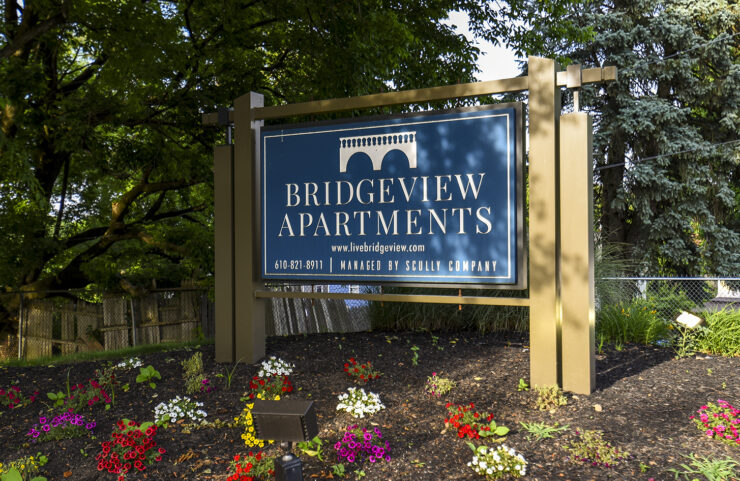 Bridgeview Sign