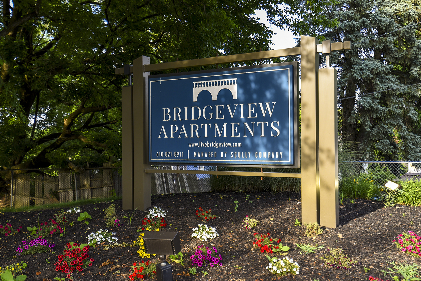 Bridgeview Sign