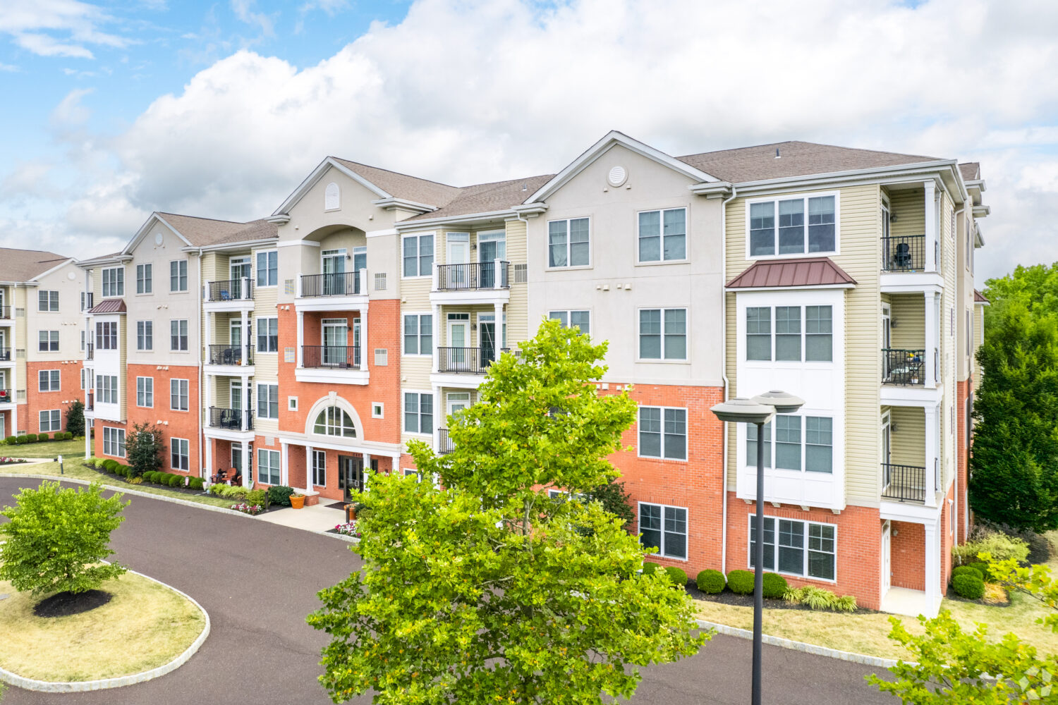 exterior shot of premiere apartments 