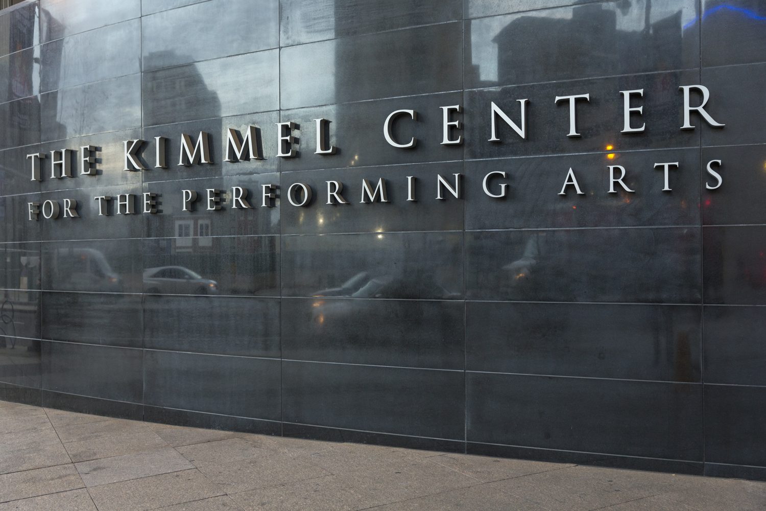 5 minutes from the kimmel center
