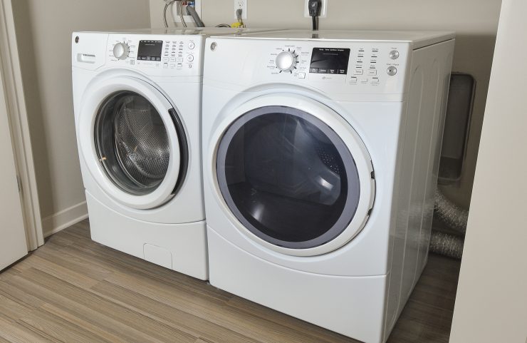 full size washer and dryer in apartment home 