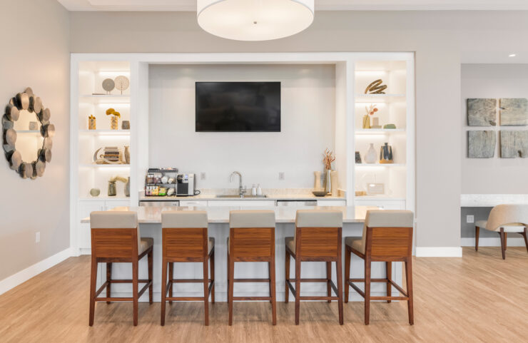 bar area in the clubhouse with TV 