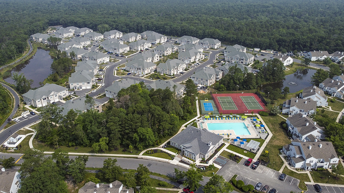 Aerial View of the Community and Amenities