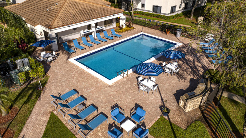 Heated swimming pool