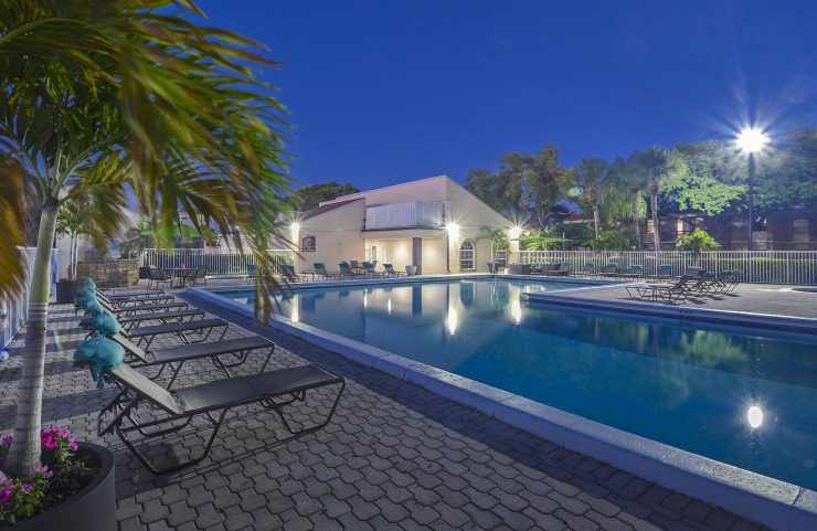 pool at night 