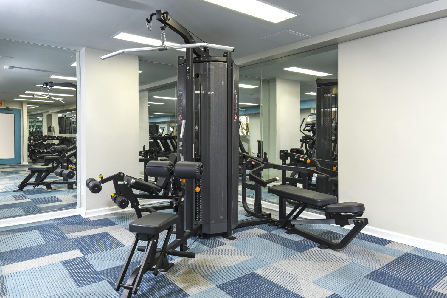 apartments with fitness center