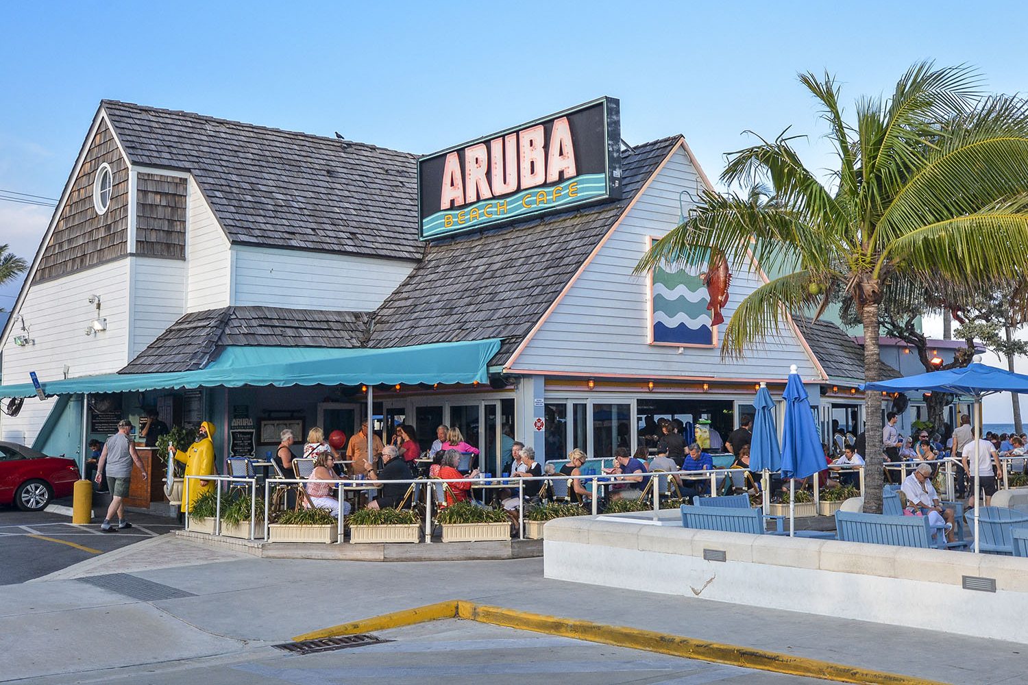 Nearby: Aruba Beach Cafe 
