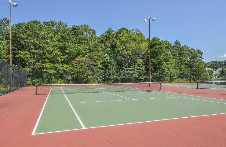 lighted tennis courts 
