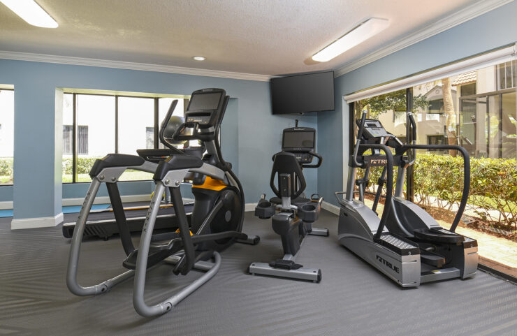 crystal palms fitness center 