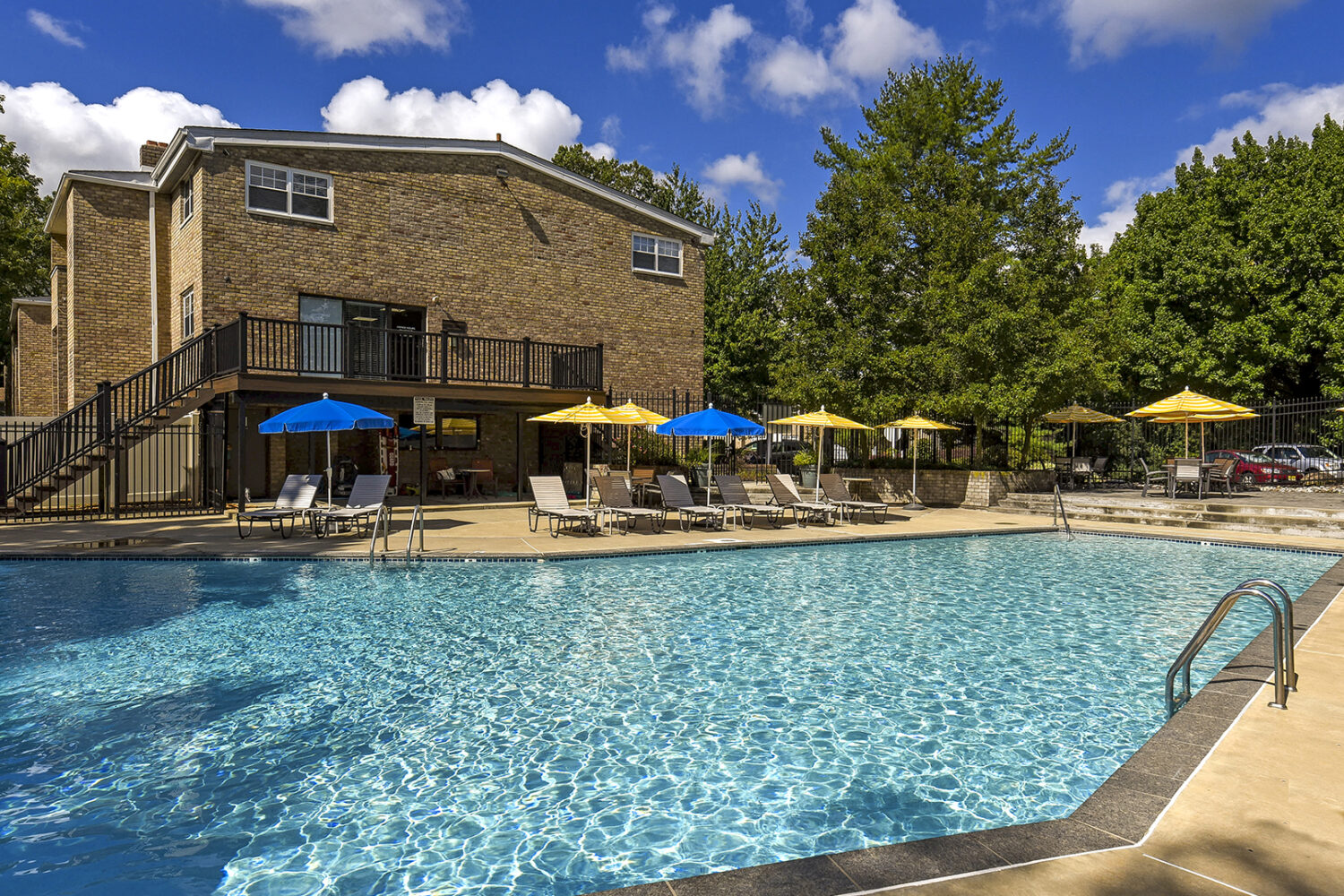 Pool With Patio Furniture