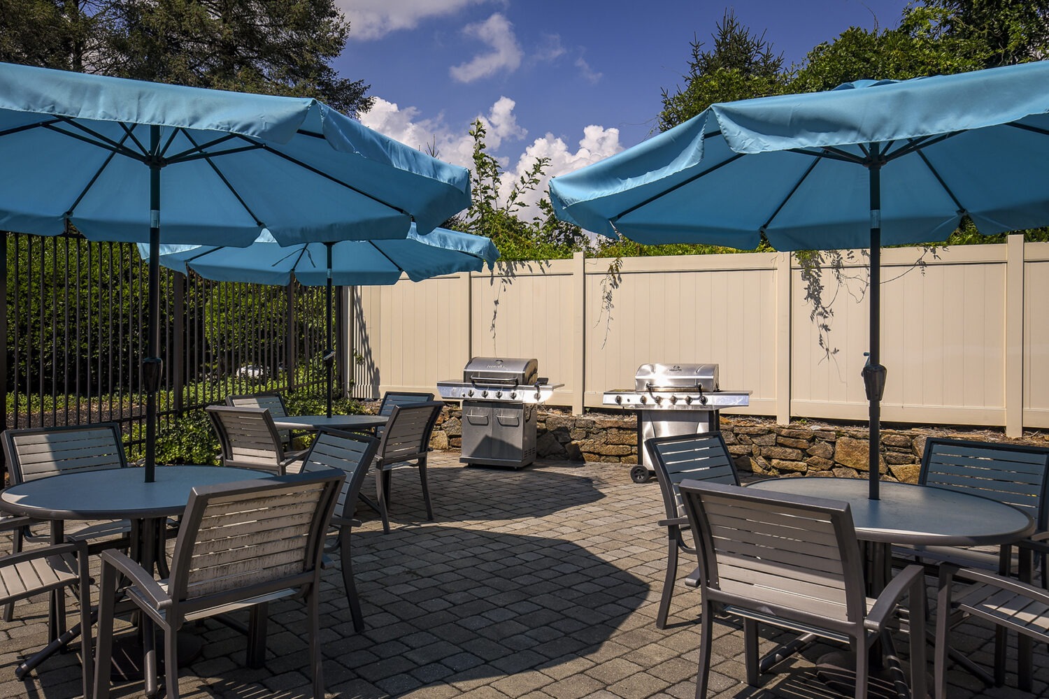 Pool With Patio Furniture