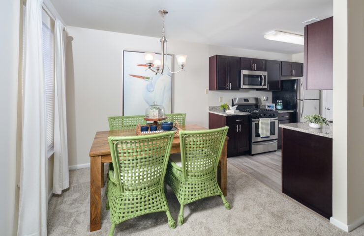 Dining area in Deluxe Holly model