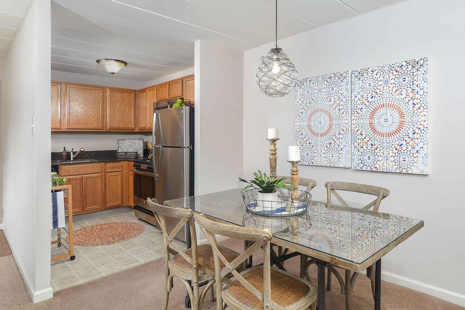 Dining room open into the kitchen