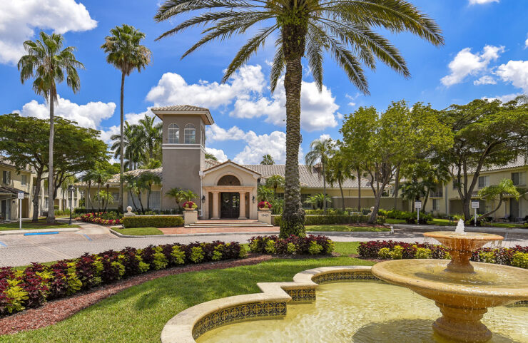 Leasing Office and Water Feature 