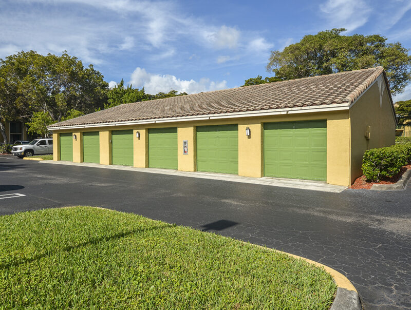 Detached Garages (additional cost)