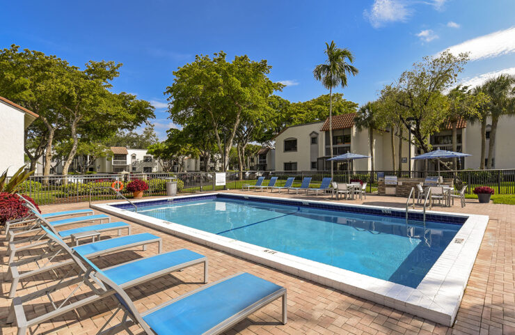 heated pool in boca raton, fl