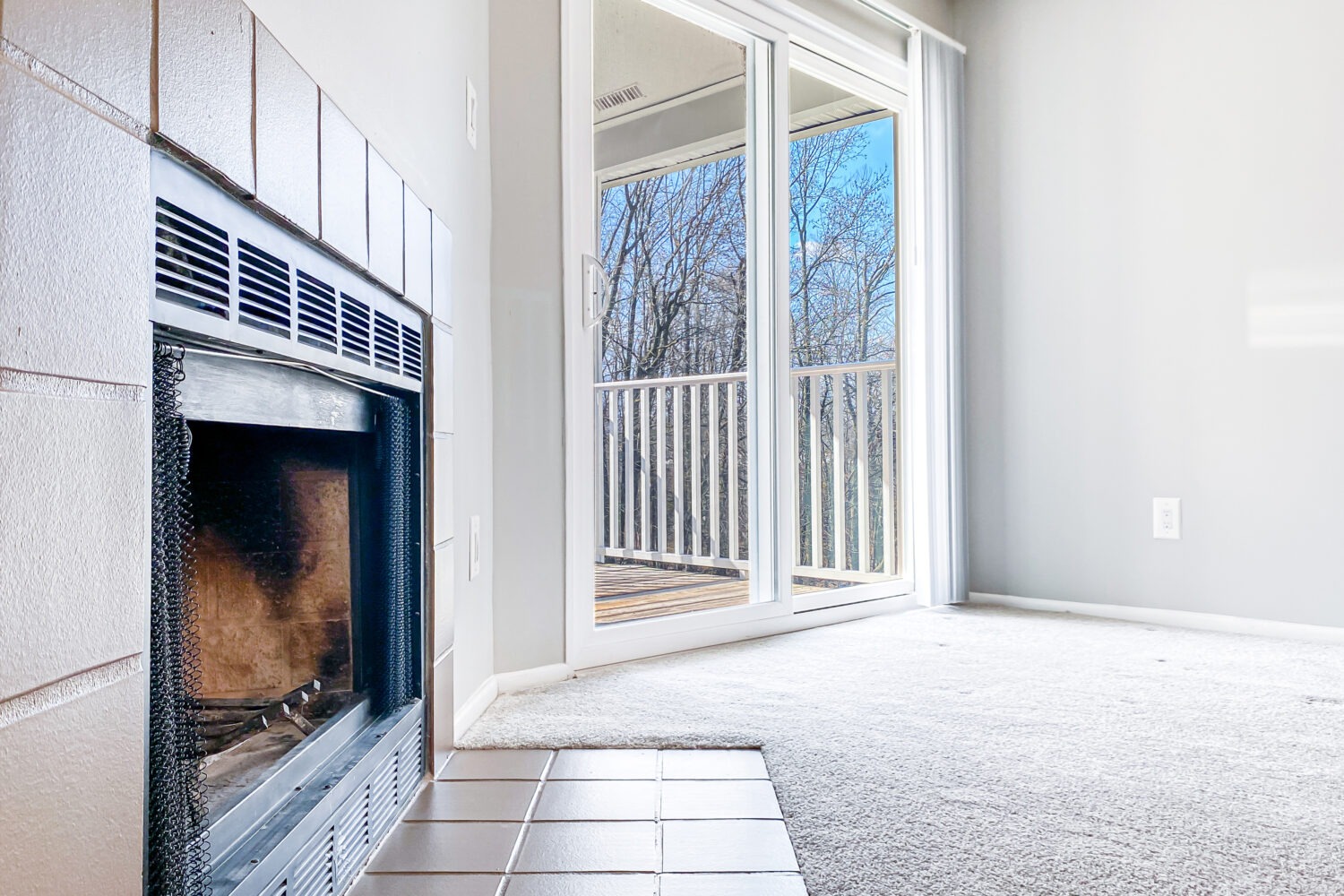 close up of fireplace and balcony