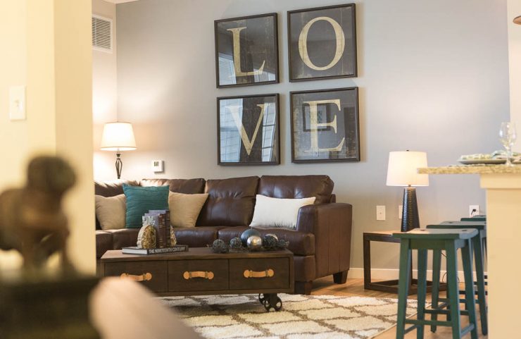 living room 
