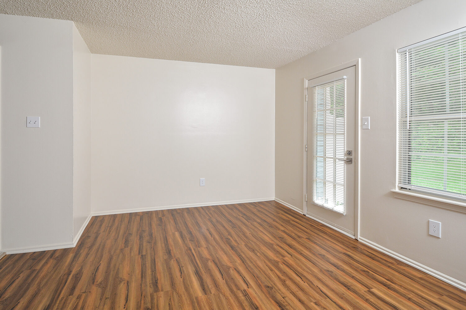 Eat-in Kitchen area with plank flooring 