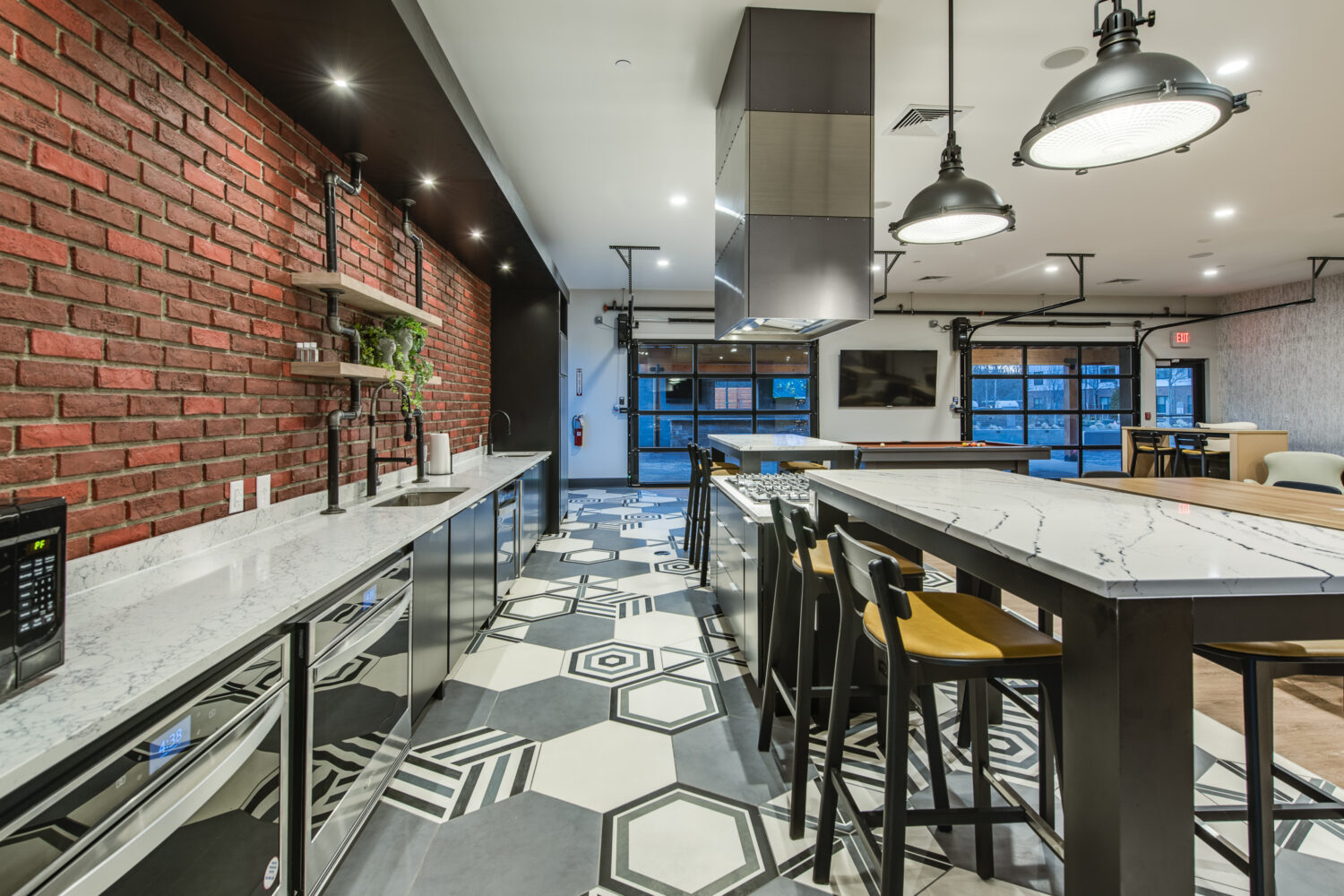 Great Room Demonstration Kitchen with Seating