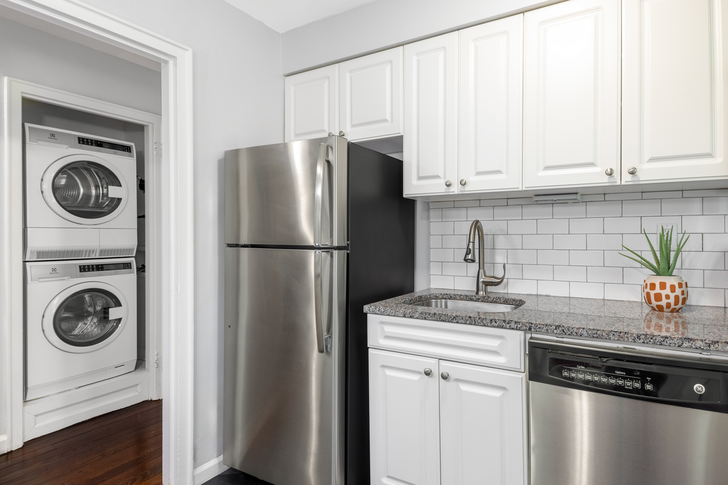 kitchen with washer and dryer