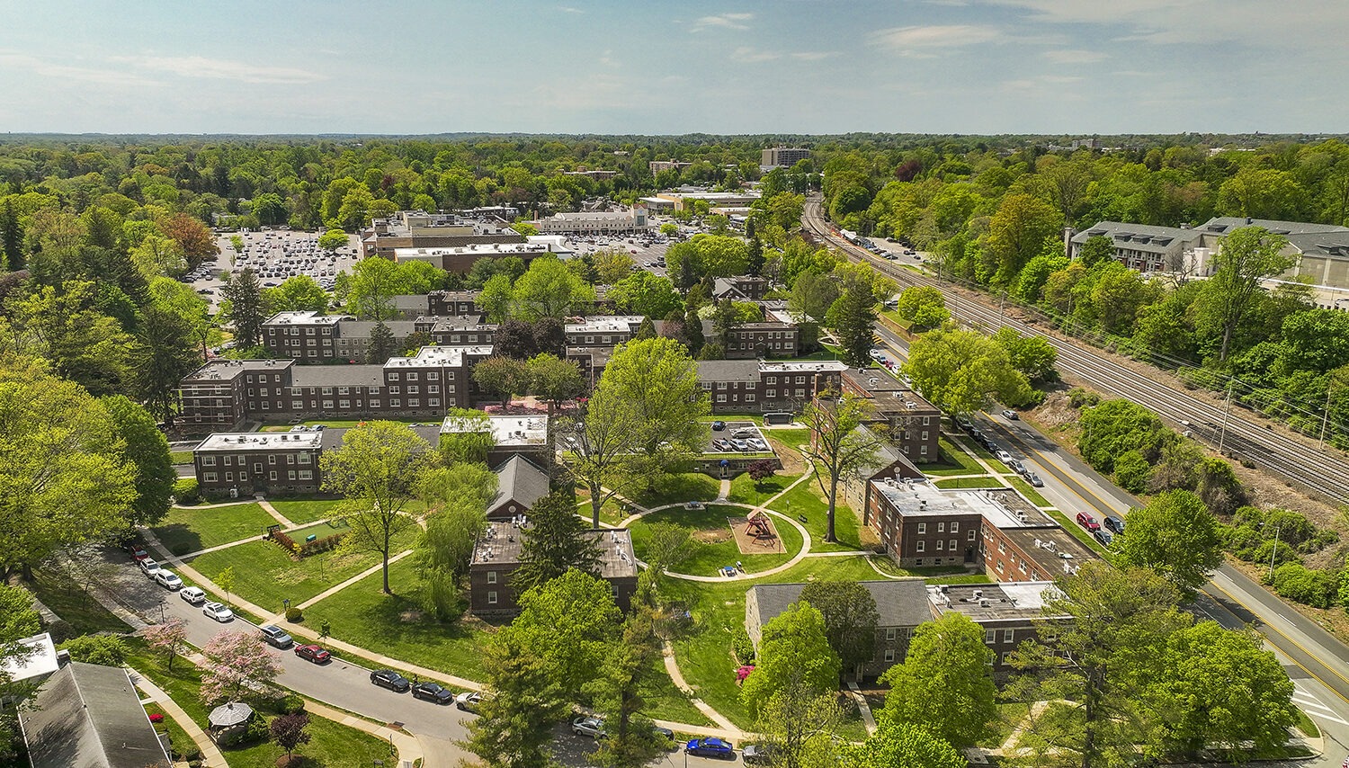 apartments in wynnewood pa