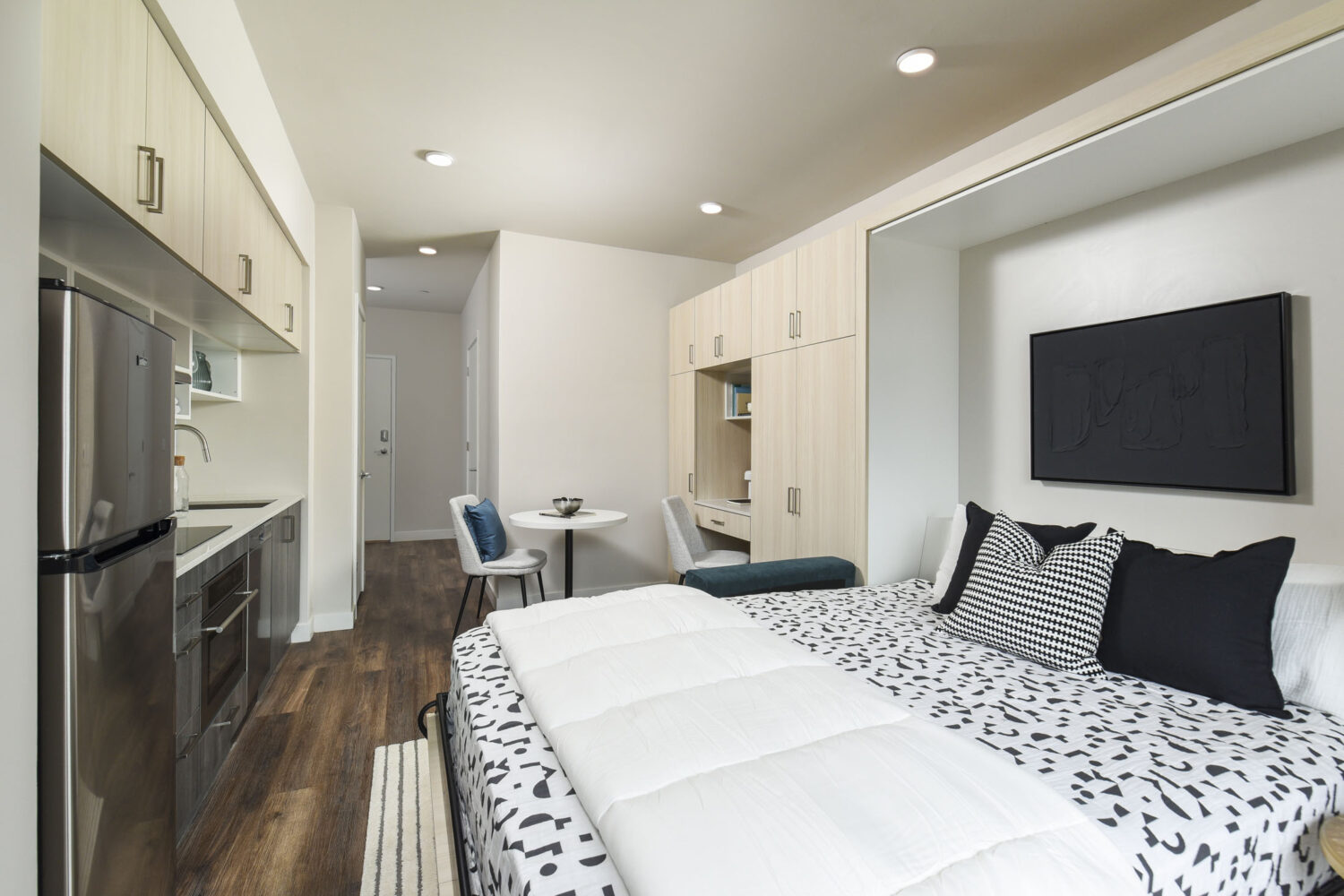 where to live in the callowhill area