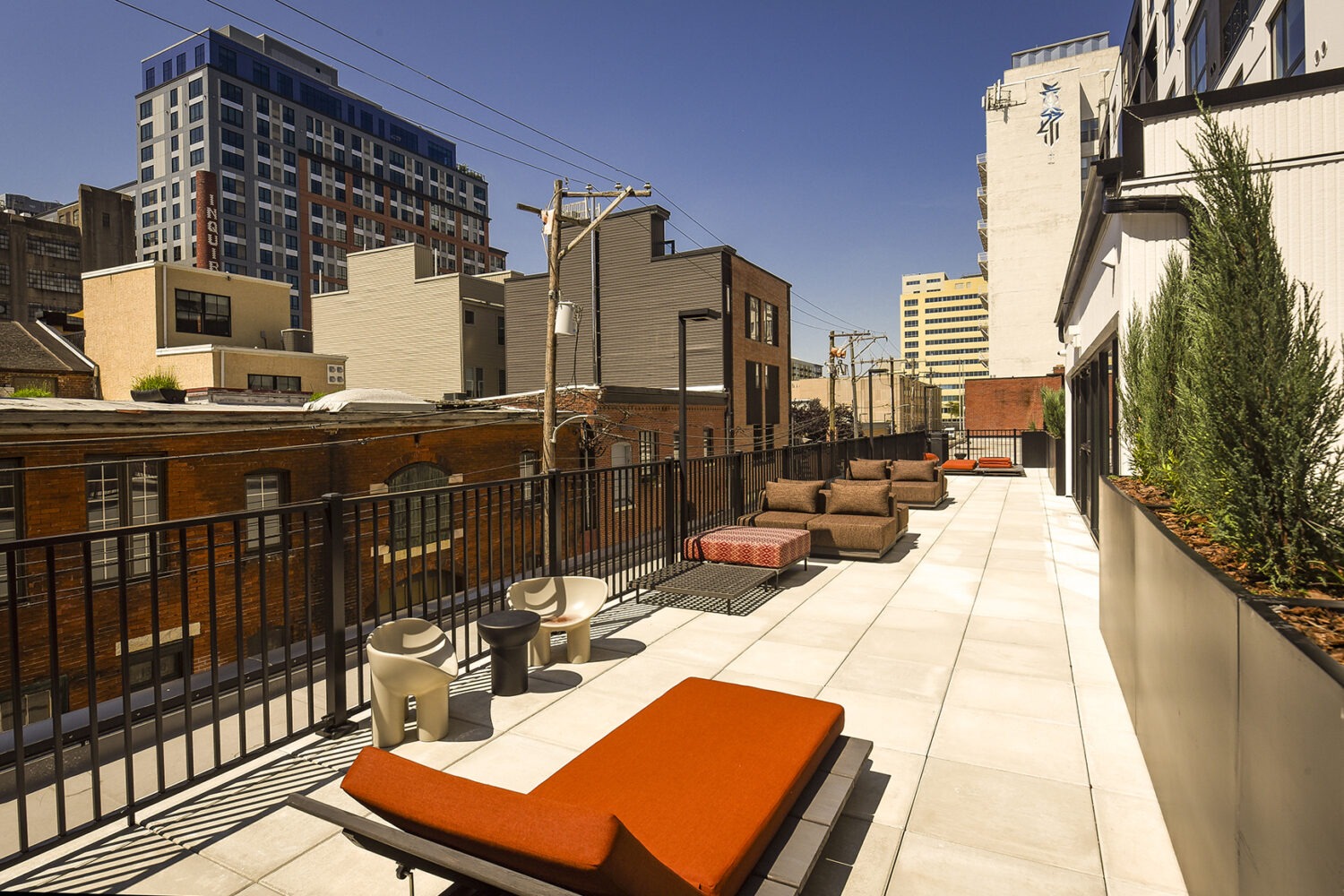 Second-Story Terrace Lounge
