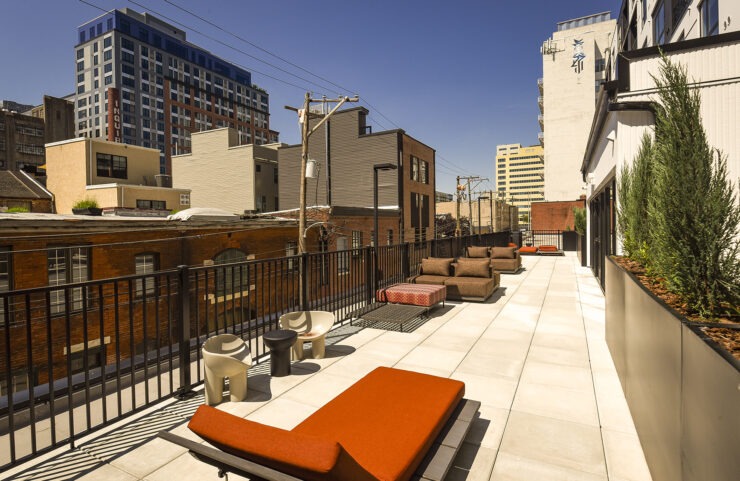 Second-Story Terrace Lounge