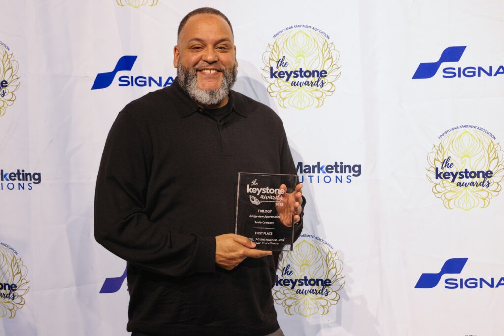 PAA Keystone award winner at photobooth