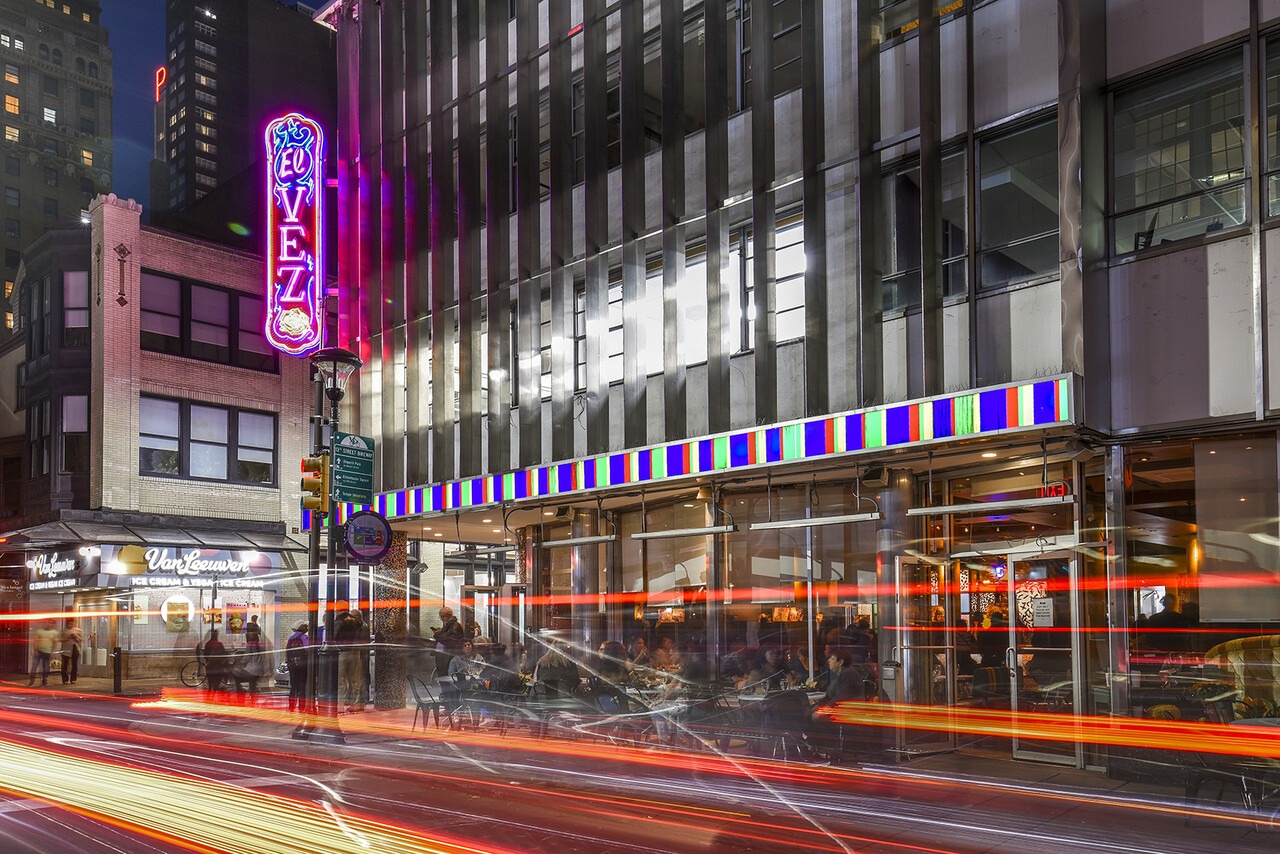 apartments near center city restaurants