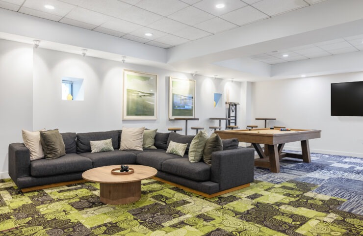 resident lounge with tons of seating options